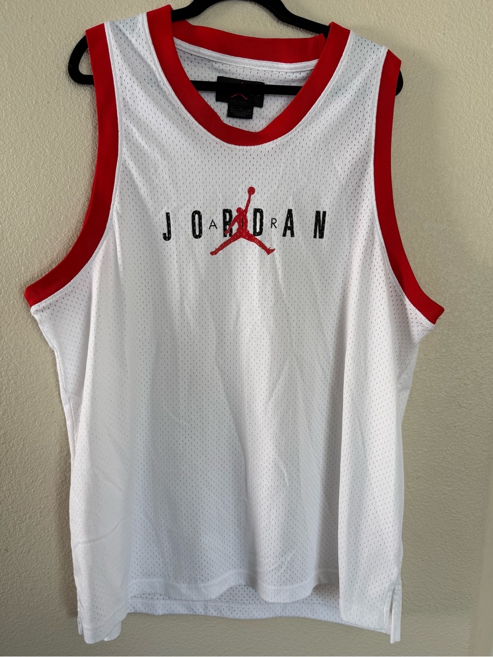 Jordan White & Red Mesh Basketball Jersey Size XL
